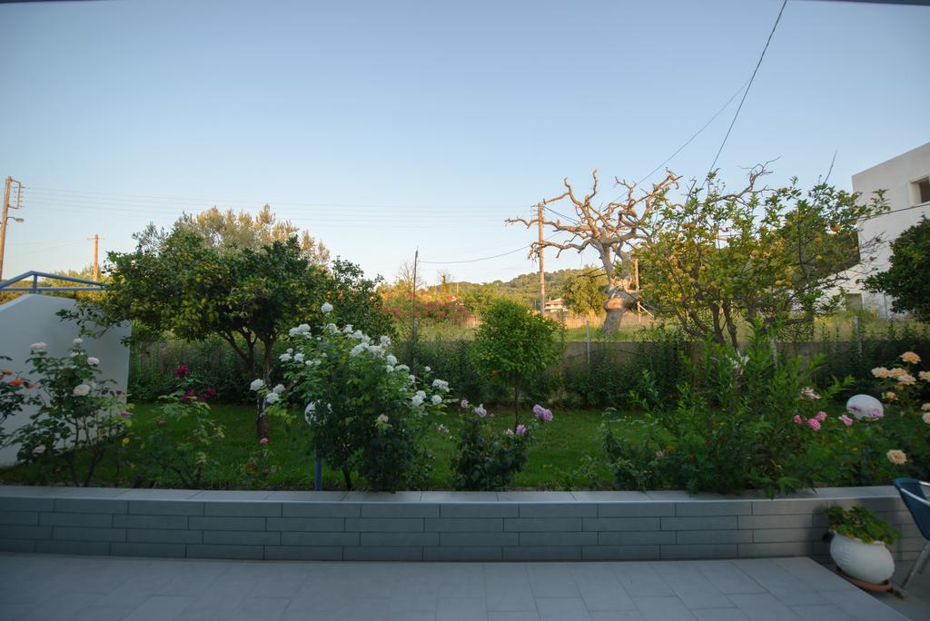 Dimitra Apartment Hotel Skafidia Exteriör bild